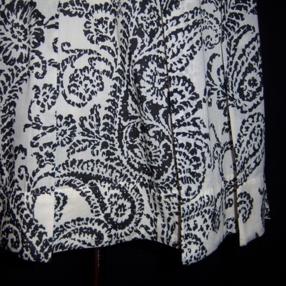 The LIMITED Paisley Pleated Skirt - Picture 2 of 4
